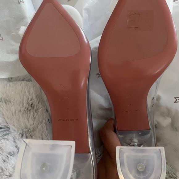 Shoes - Picture 5 of 5